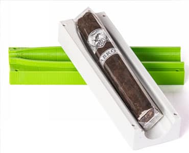 Maloya: El Chivo Cigar Mold feature image